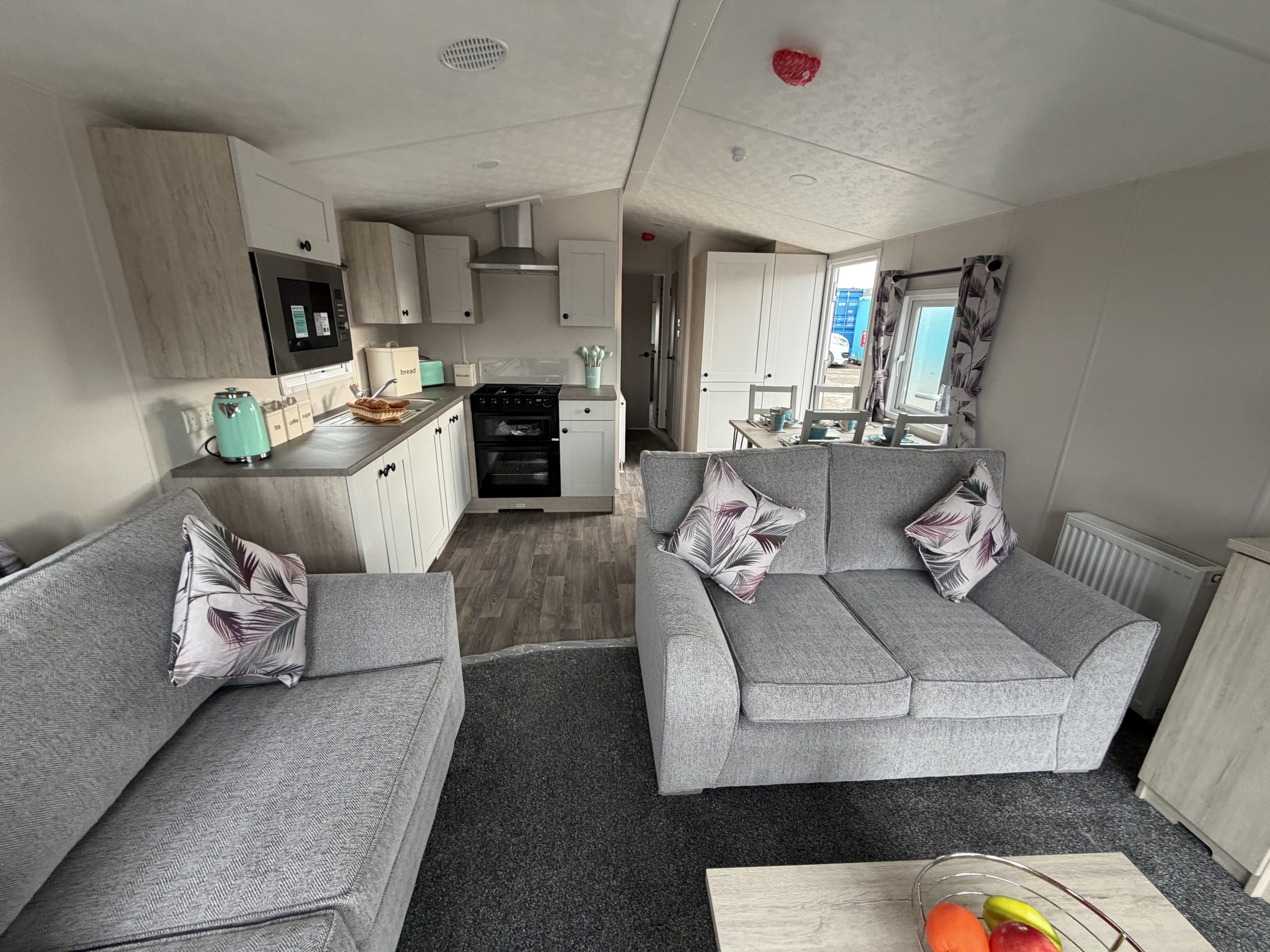 Brand New - Fully Central Heated & Double Glazed Delta Saffron Deluxe - 32" x 12" x 2 Bedrooms & 1 Bathroom - 2026 Model For Sale Off Site - Image 8