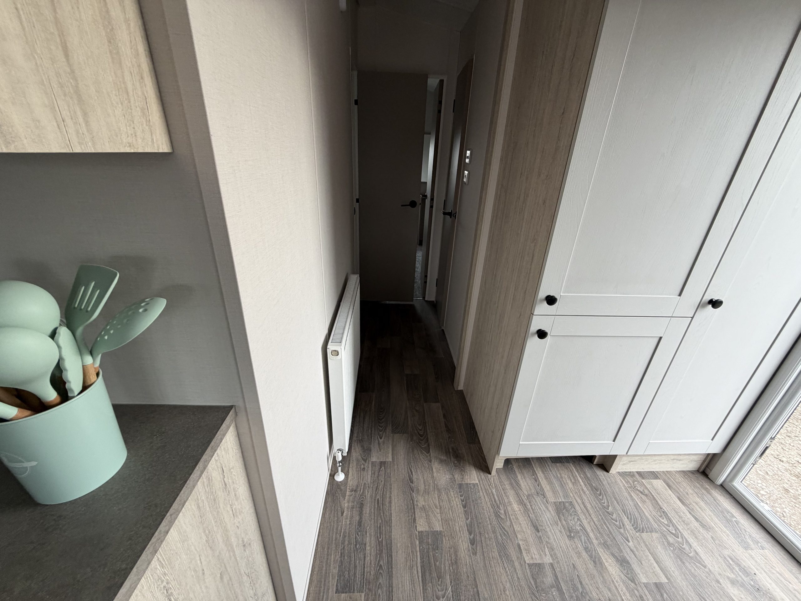 Brand New - Fully Central Heated & Double Glazed Delta Saffron Deluxe - 32" x 12" x 2 Bedrooms & 1 Bathroom - 2026 Model For Sale Off Site - Image 14