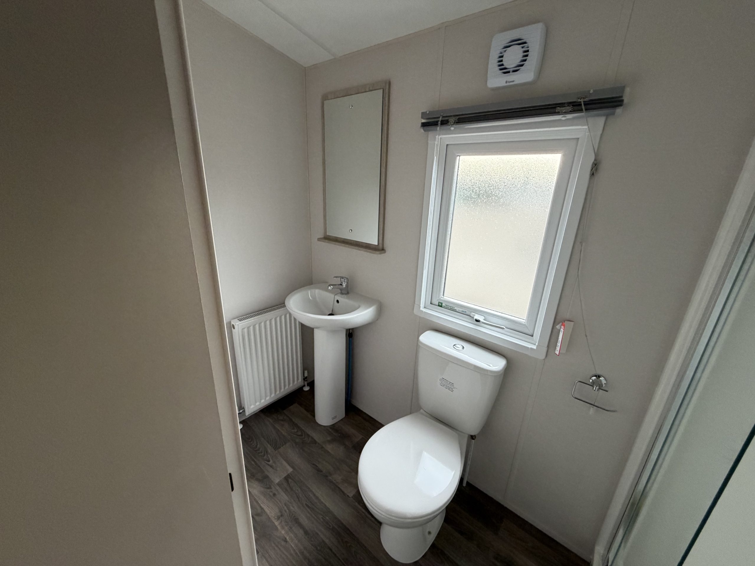 Brand New - Fully Central Heated & Double Glazed Delta Saffron Deluxe - 32" x 12" x 2 Bedrooms & 1 Bathroom - 2026 Model For Sale Off Site - Image 17