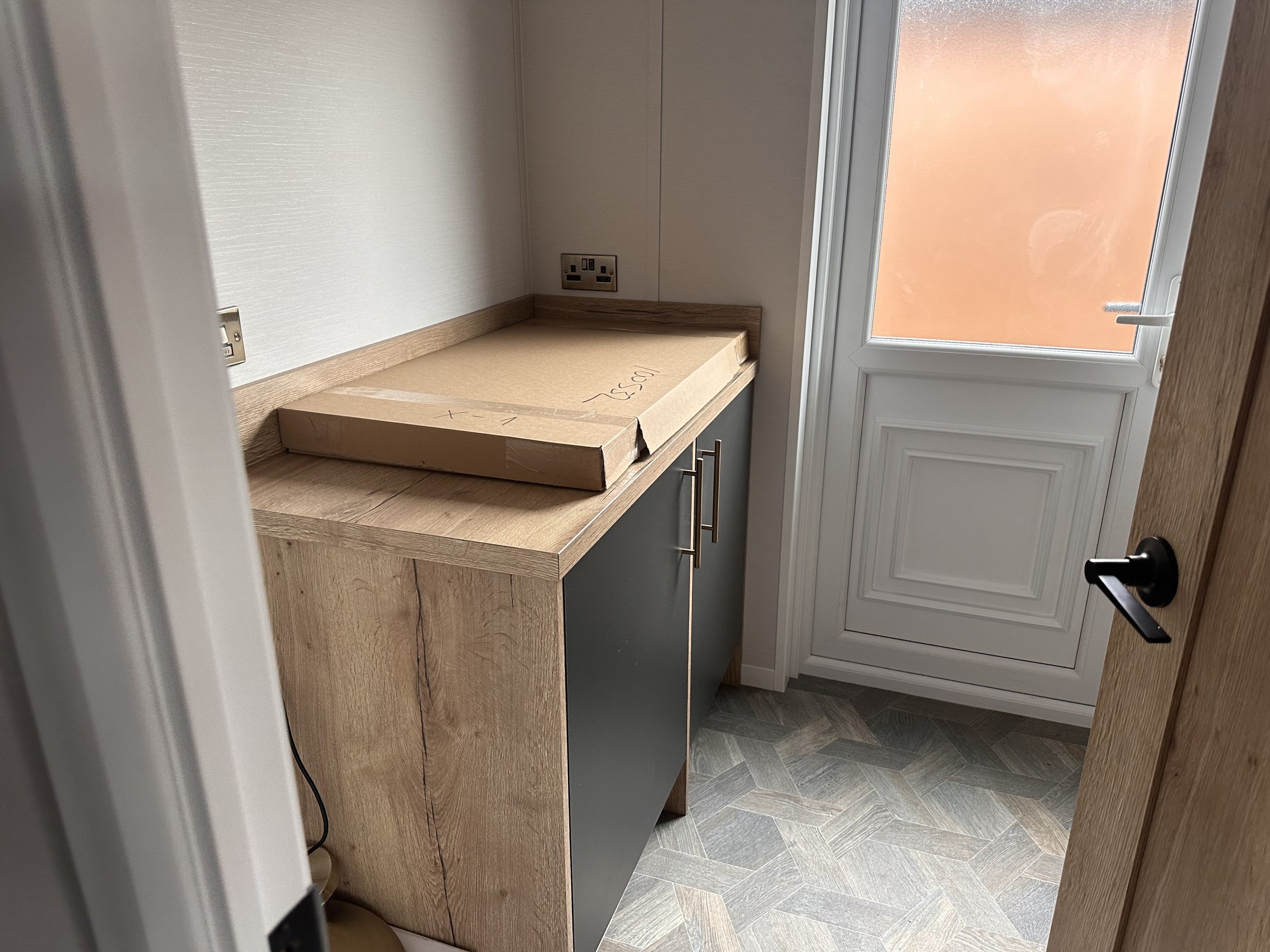 Last 2025 Model Available - Brand New - Residential Specification - Fully Central Heated & Double Glazed Beverley Norwood Lodge - 40" x 20" x 2 Bedrooms & 2 Bathrooms - 2025 Model For Sale Off Site - Image 27