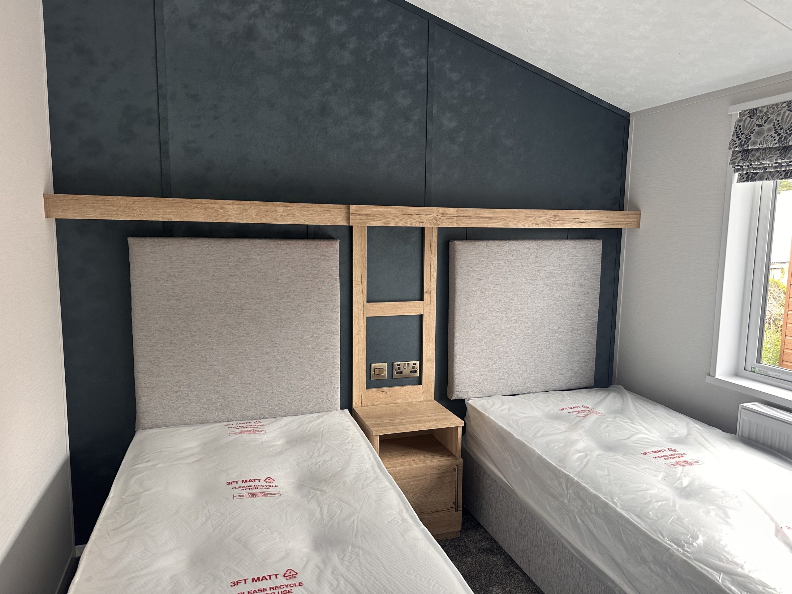 Last 2025 Model Available - Brand New - Residential Specification - Fully Central Heated & Double Glazed Beverley Norwood Lodge - 40" x 20" x 2 Bedrooms & 2 Bathrooms - 2025 Model For Sale Off Site - Image 25