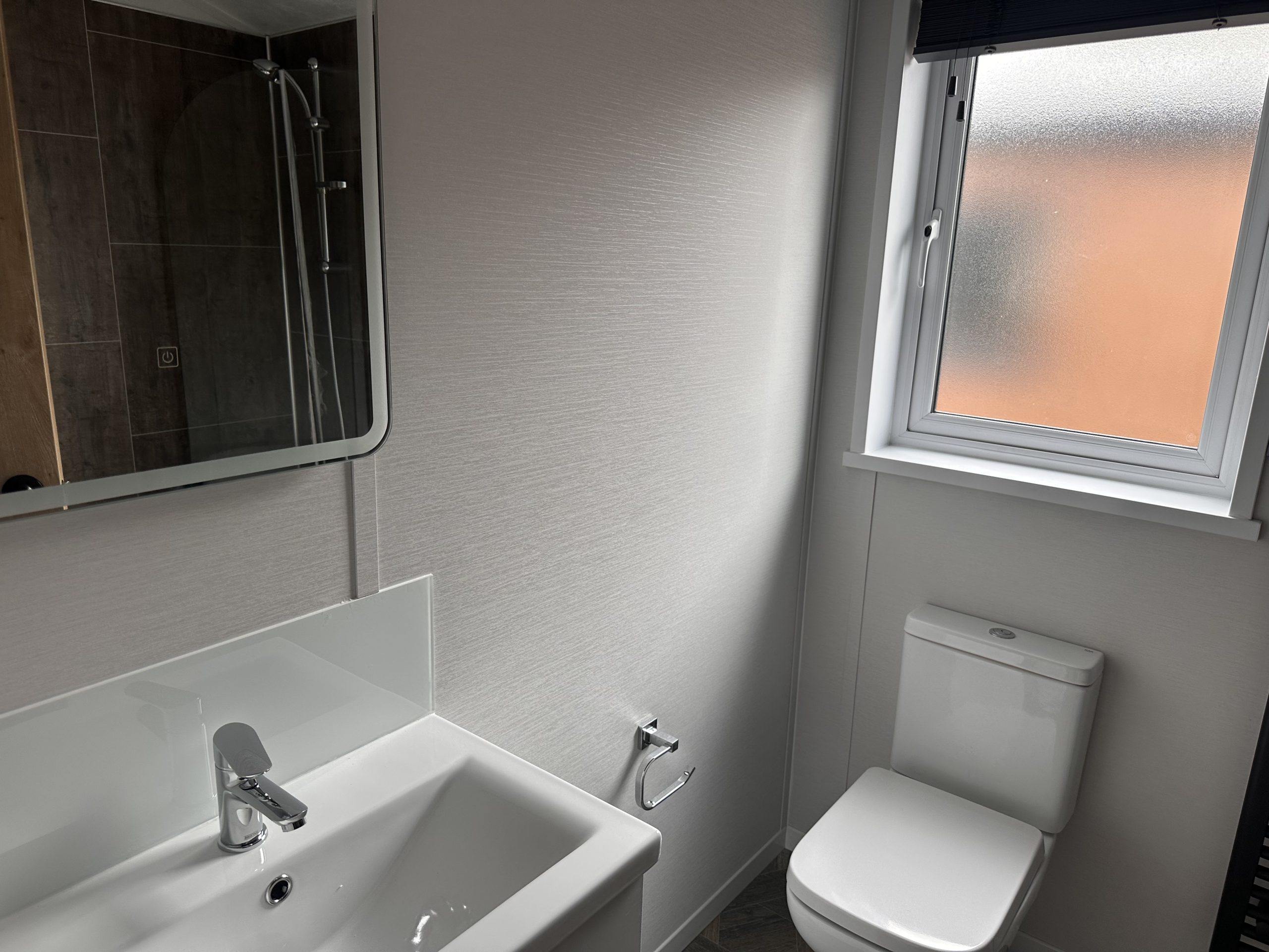 Last 2025 Model Available - Brand New - Residential Specification - Fully Central Heated & Double Glazed Beverley Norwood Lodge - 40" x 20" x 2 Bedrooms & 2 Bathrooms - 2025 Model For Sale Off Site - Image 32