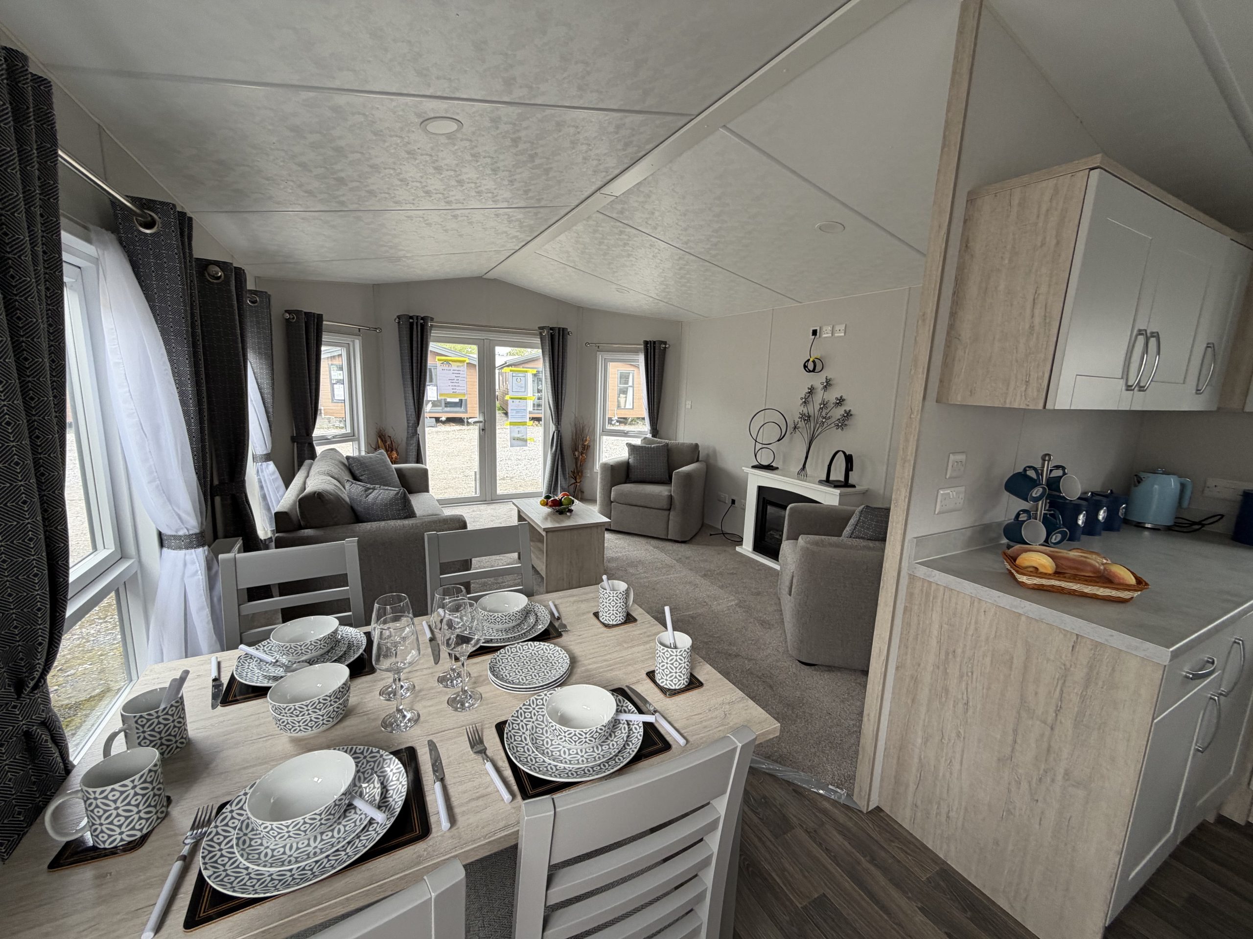 Brand New - Fully Central Heated & Double Glazed Delta Langford With Bath - 40" x 13" x 2 Bedrooms & 2 Bathrooms - 2026 Model For Sale Off Site - Image 6