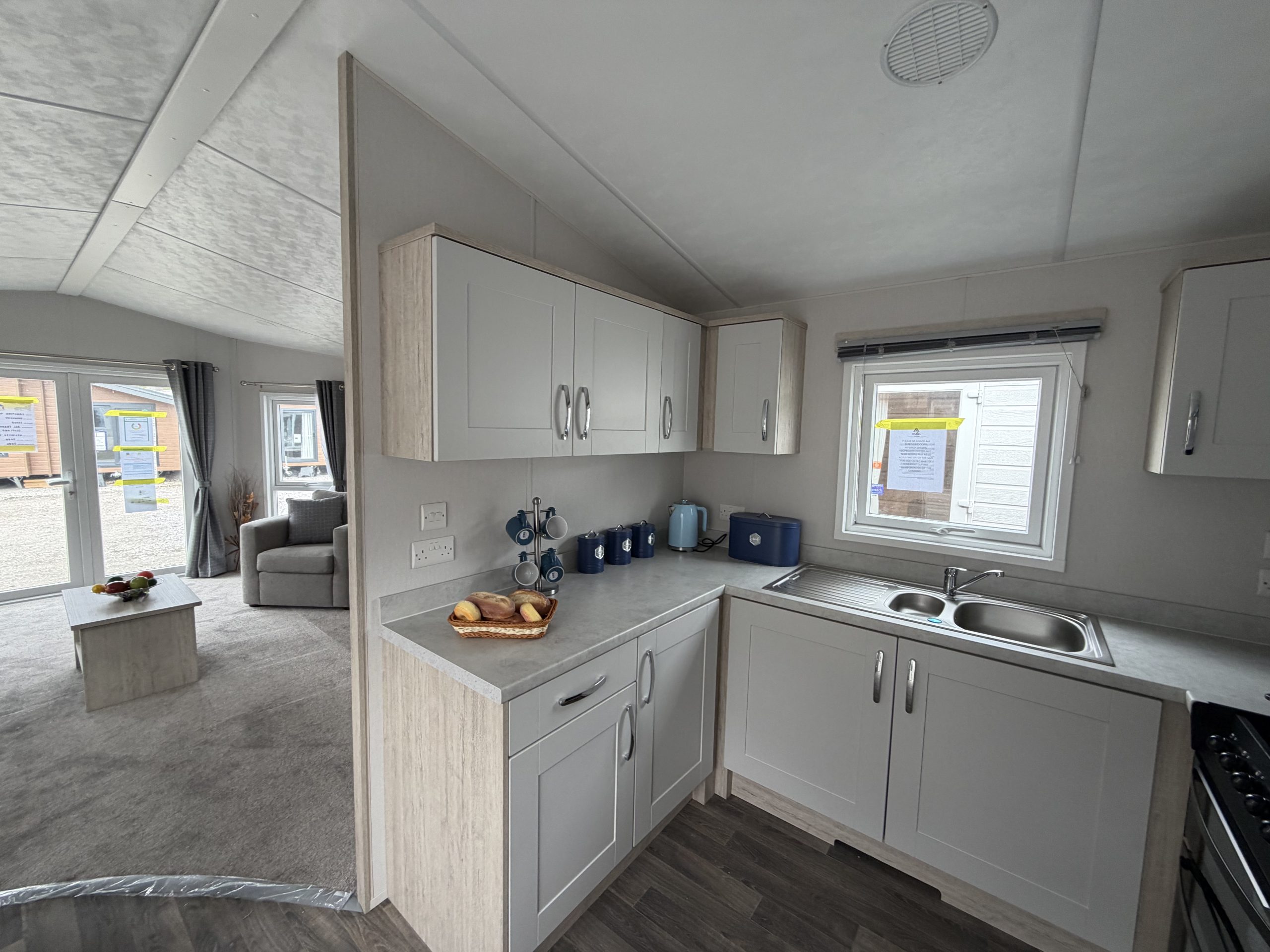 Brand New - Fully Central Heated & Double Glazed Delta Langford With Bath - 40" x 13" x 2 Bedrooms & 2 Bathrooms - 2026 Model For Sale Off Site - Image 9