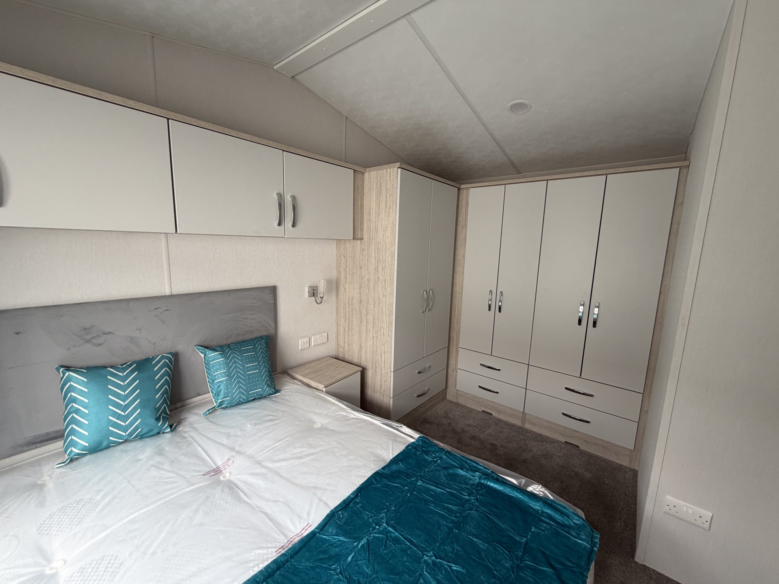 Brand New - Fully Central Heated & Double Glazed Delta Langford With Bath - 40" x 13" x 2 Bedrooms & 2 Bathrooms - 2026 Model For Sale Off Site - Image 24