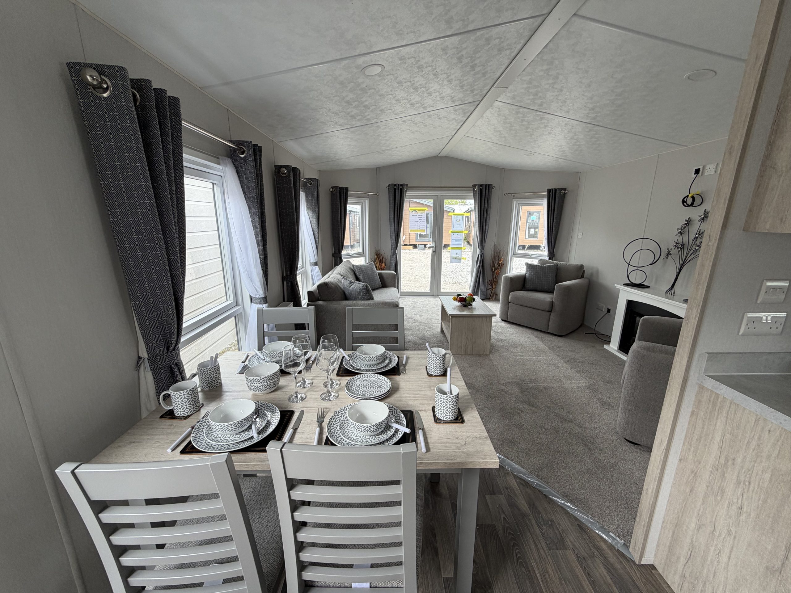 Brand New - Fully Central Heated & Double Glazed Delta Langford With Bath - 40" x 13" x 2 Bedrooms & 2 Bathrooms - 2026 Model For Sale Off Site - Image 29