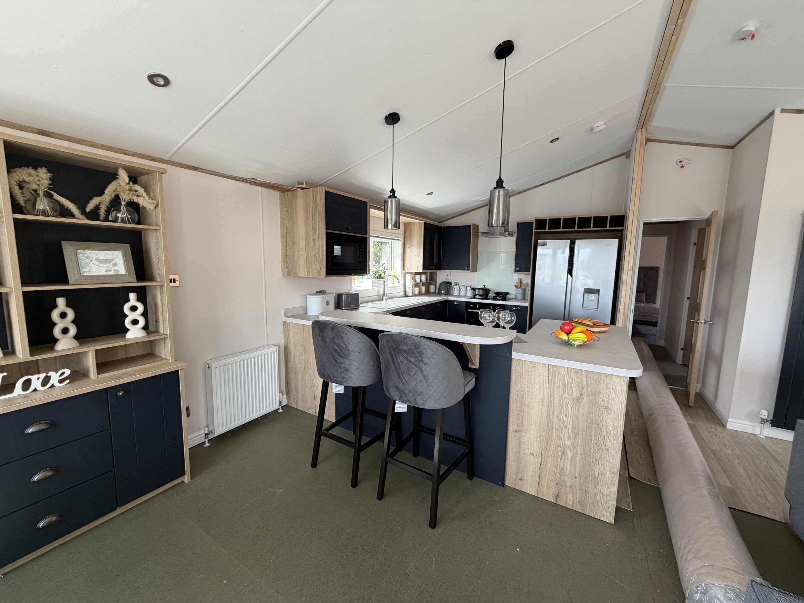 Brand New - Residential Specification - Fully Central Heated & Double Glazed Willerby New Holland Lodge - 40" x 20" x 2 Bedrooms & 2 Bathrooms - 2027 Model For Sale Off Site - Image 7