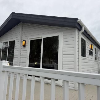 Residential Specification - Fully Central Heated & Double Glazed Willerby Clear Water Lodge 40" x 20" x 3 Bedrooms & 2 Bathrooms - 2016 Model For Sale Off Site