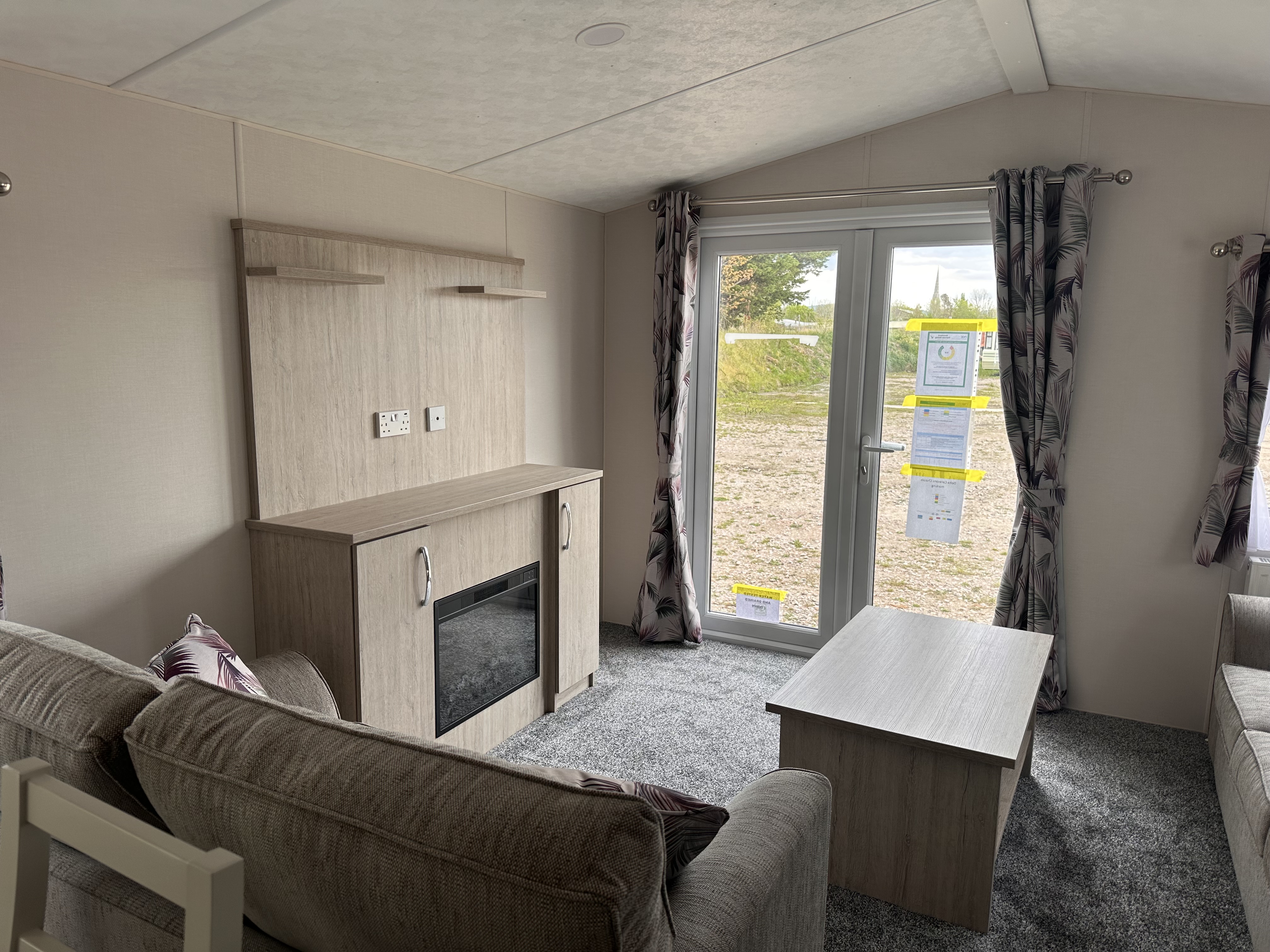Last 2025 Model Available - Brand New - Fully Central Heated & Double Glazed Delta Saffron Deluxe - 36" x 12" x 2 Bedrooms & 1 Bathroom - 2025 Model For Sale Off Site - Image 11